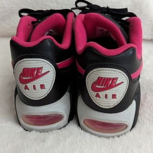 EUC Women's Nike Air Max Sneakers